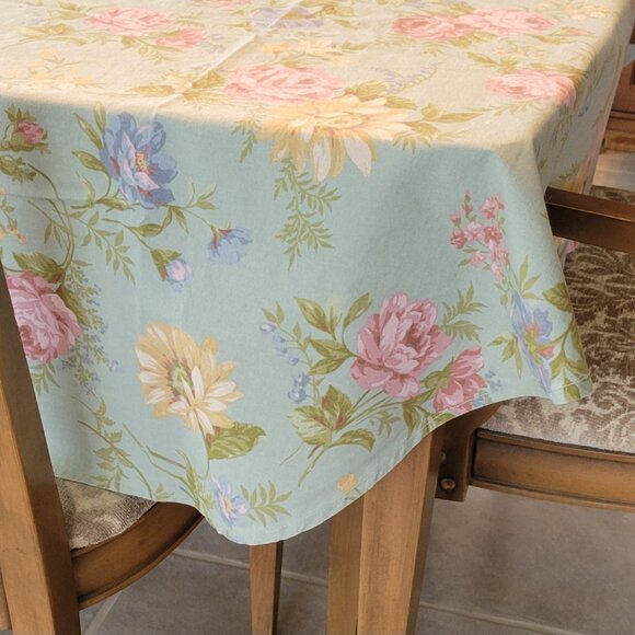 VTG Handmade Laura Ashley Floral Print Artisan Oblong Tablecloth 81 x 63 NEW - Picture 9 of 9